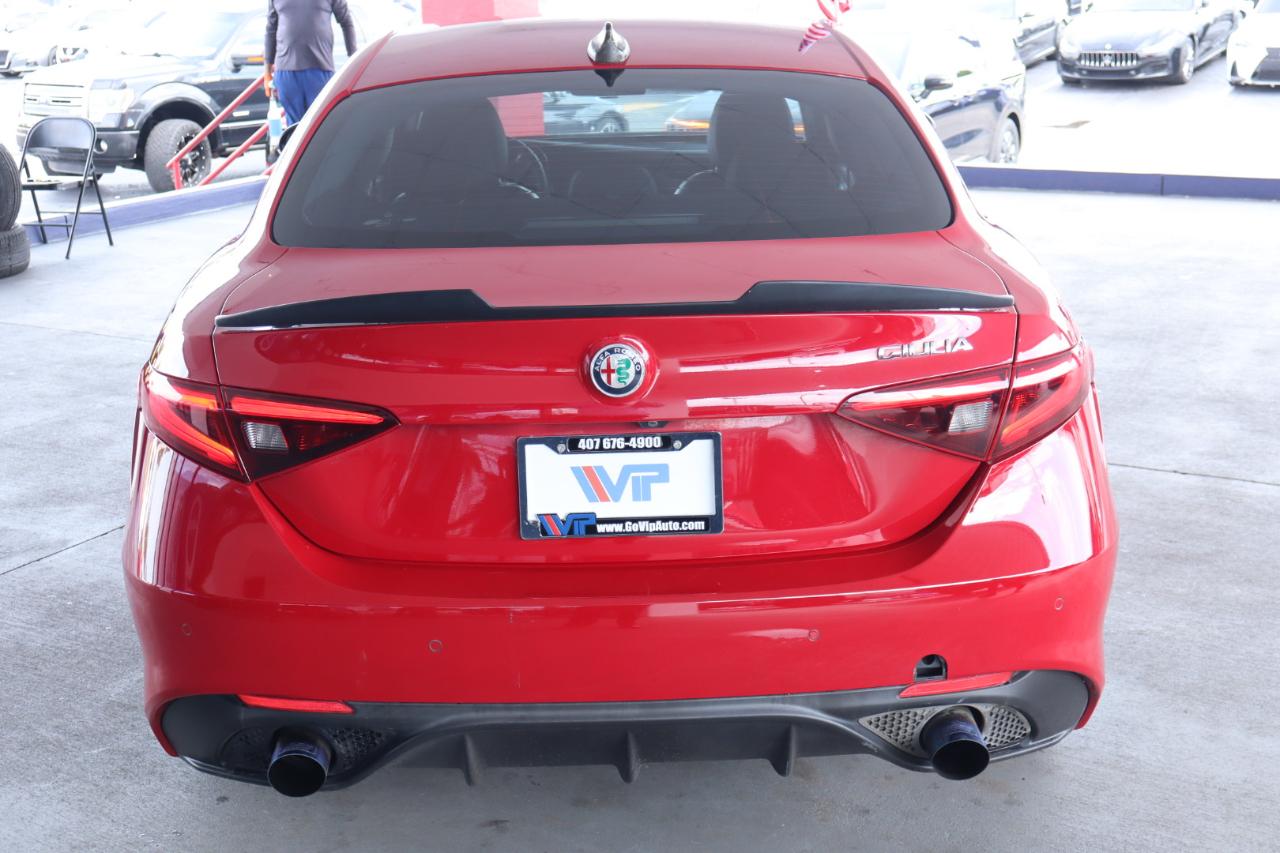 Alfa Romeo Giulia RWD 2017