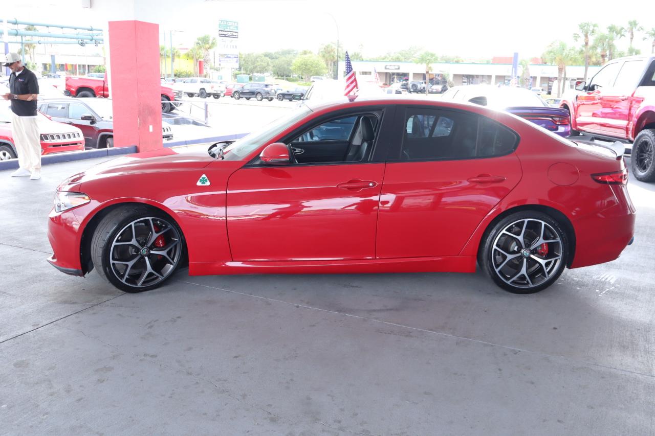 Alfa Romeo Giulia RWD 2017
