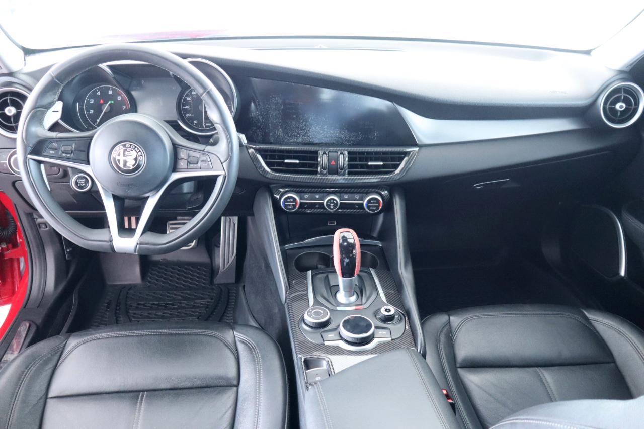Alfa Romeo Giulia RWD 2017