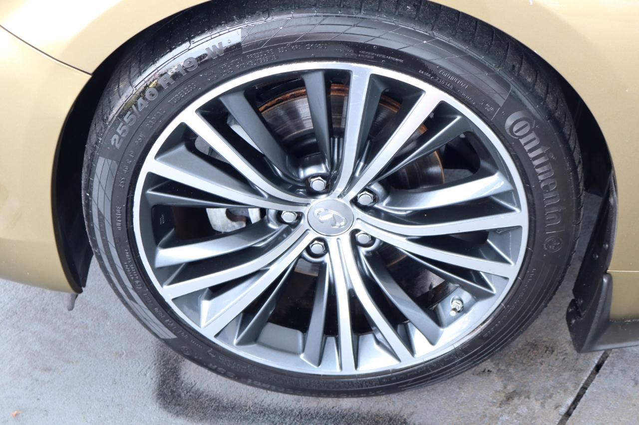 Infiniti Q60 3.0t LUXE RWD 2018