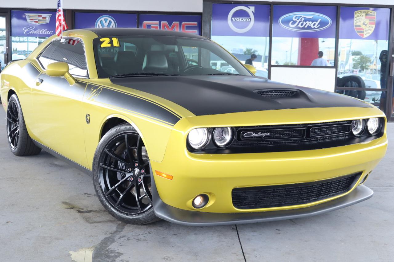Dodge Challenger R/T Scat Pack RWD 2021
