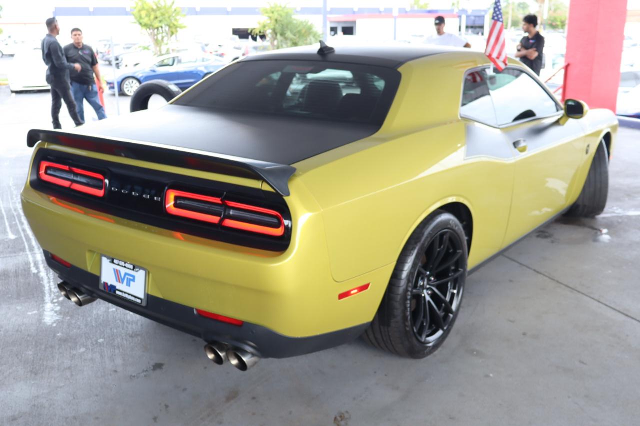 Dodge Challenger R/T Scat Pack RWD 2021