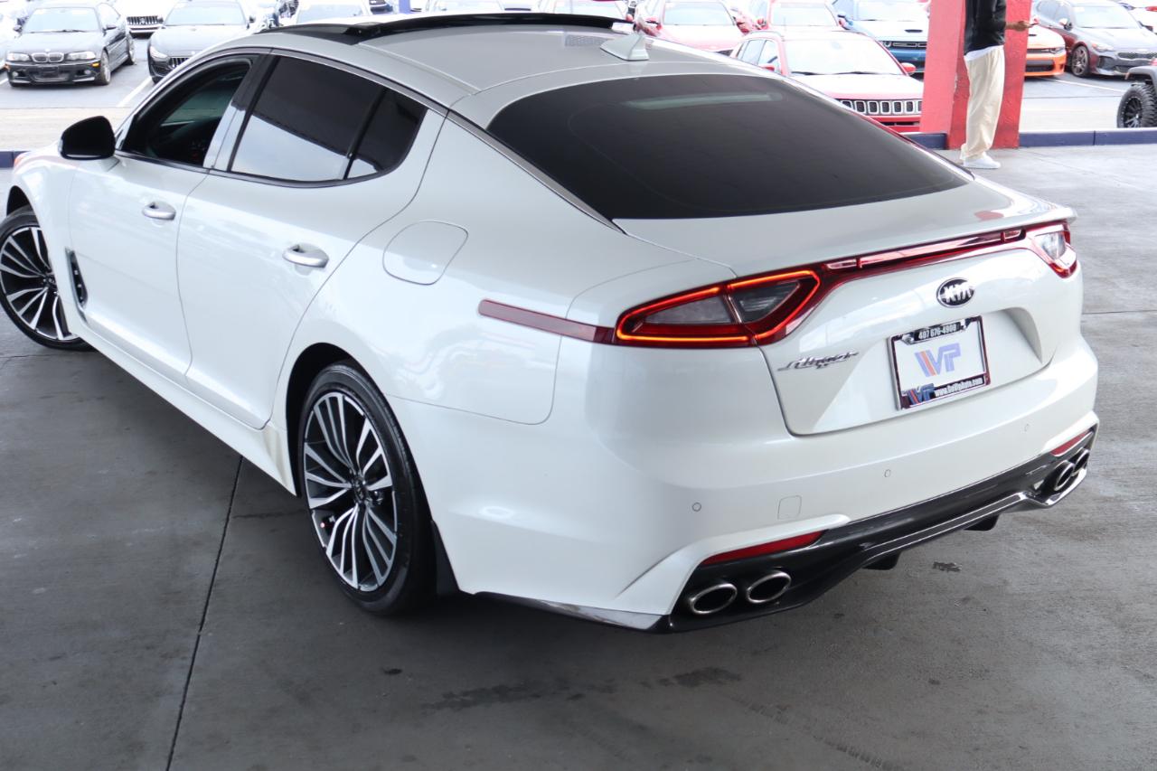 Kia Stinger Premium RWD 2018