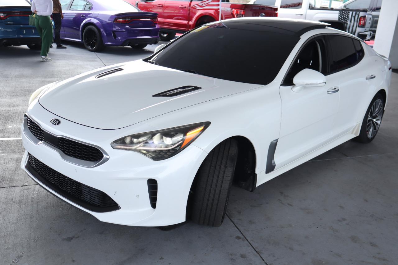 Kia Stinger Premium RWD 2018
