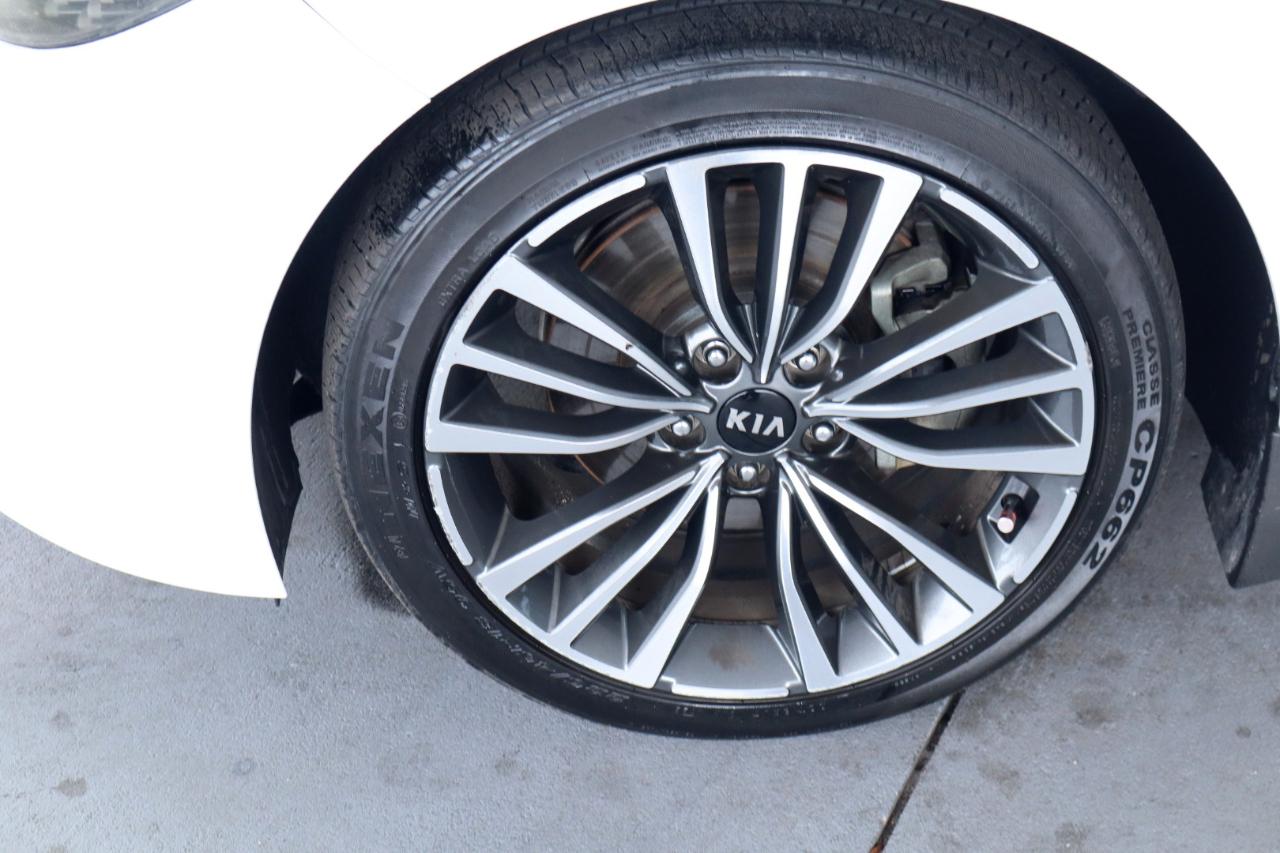 Kia Stinger Premium RWD 2018