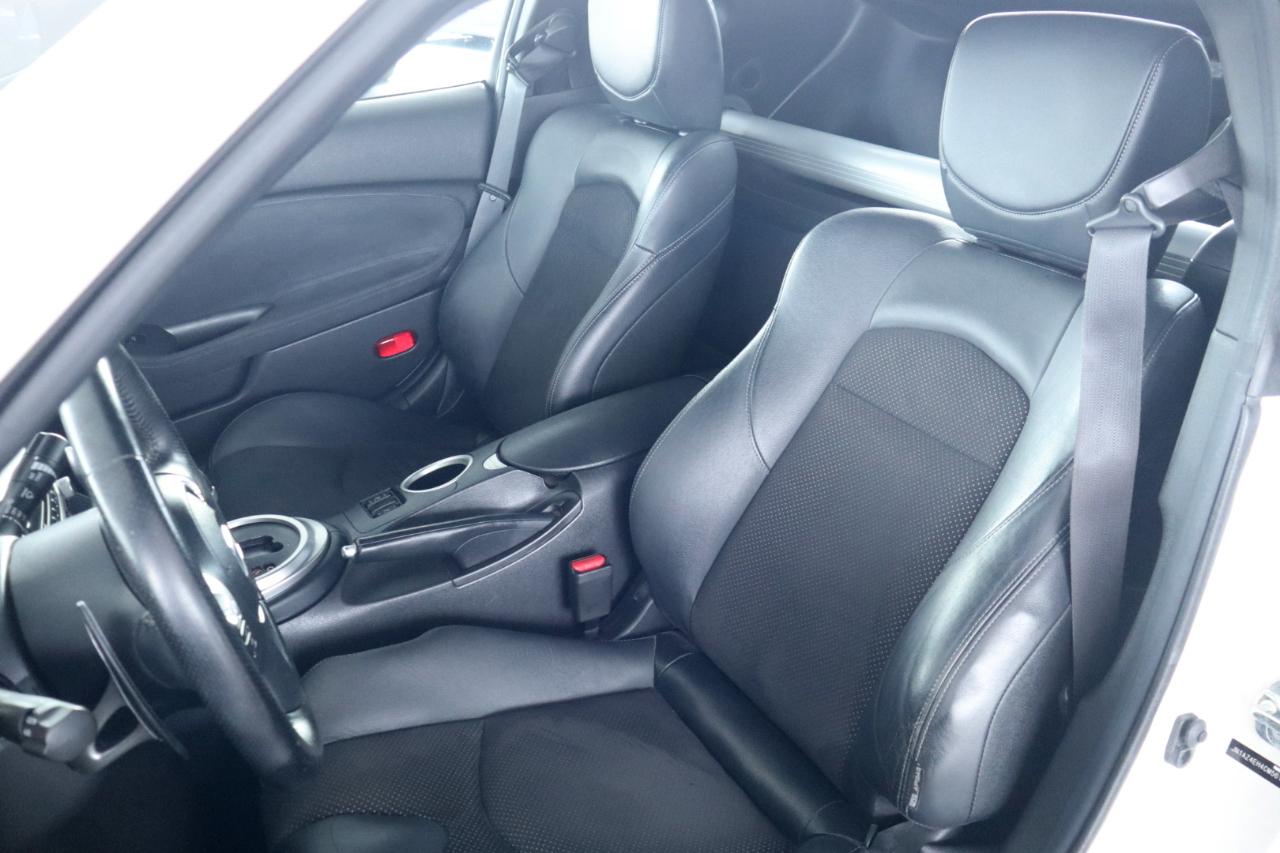 Nissan 370Z 2dr Cpe Auto Touring 2012