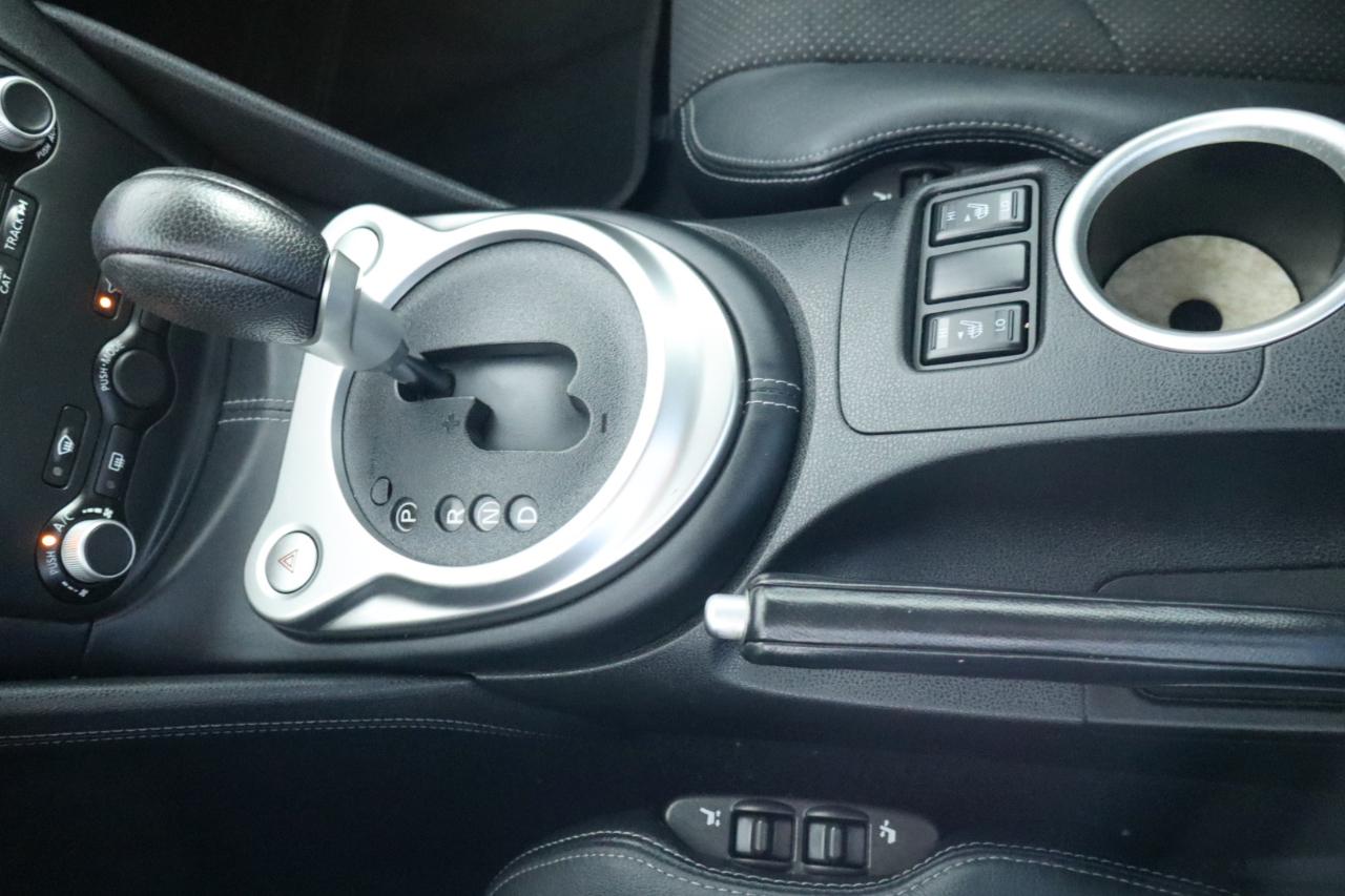 Nissan 370Z 2dr Cpe Auto Touring 2012