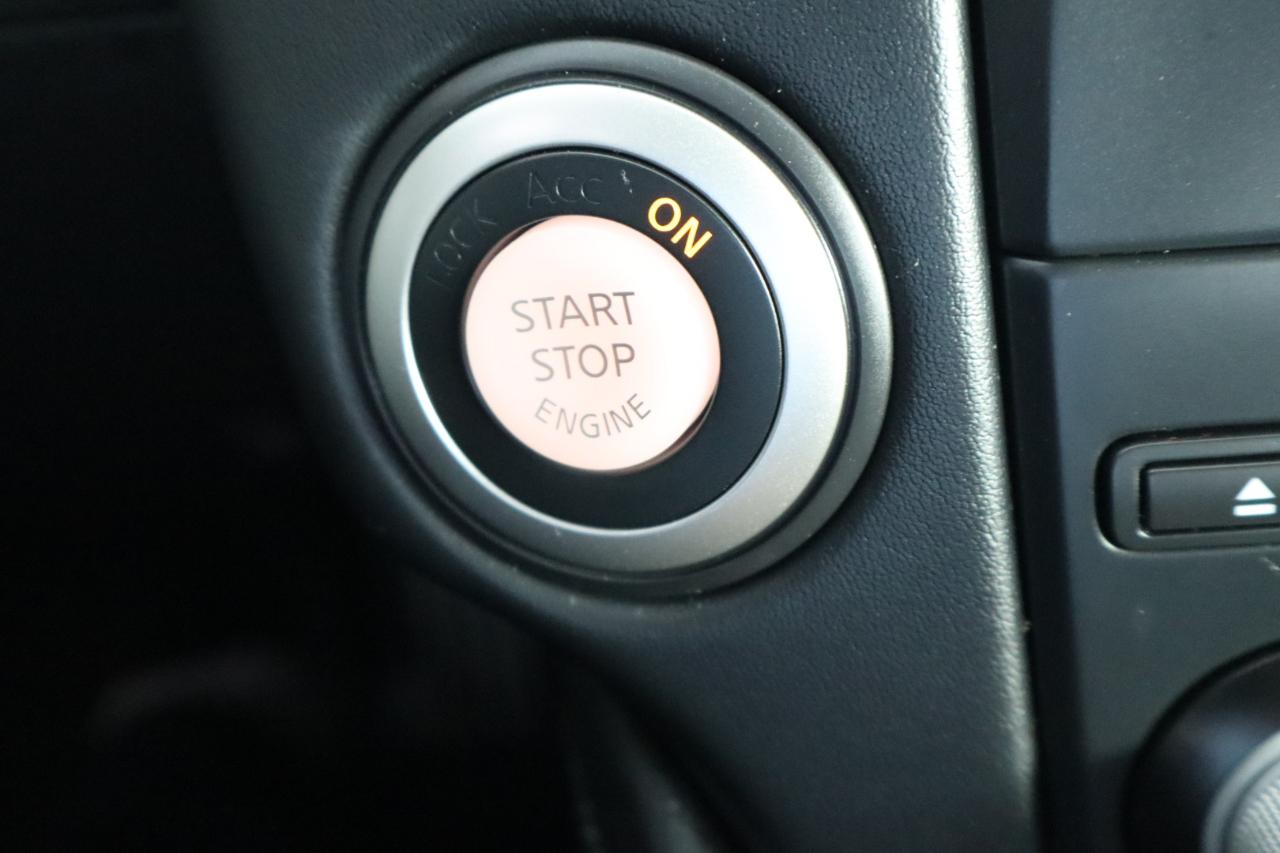 Nissan 370Z 2dr Cpe Auto Touring 2012