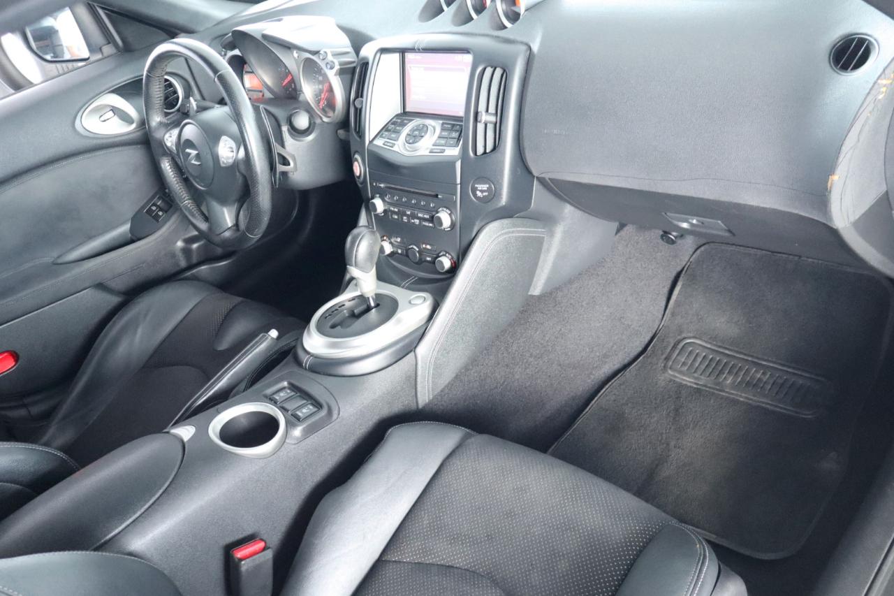 Nissan 370Z 2dr Cpe Auto Touring 2012