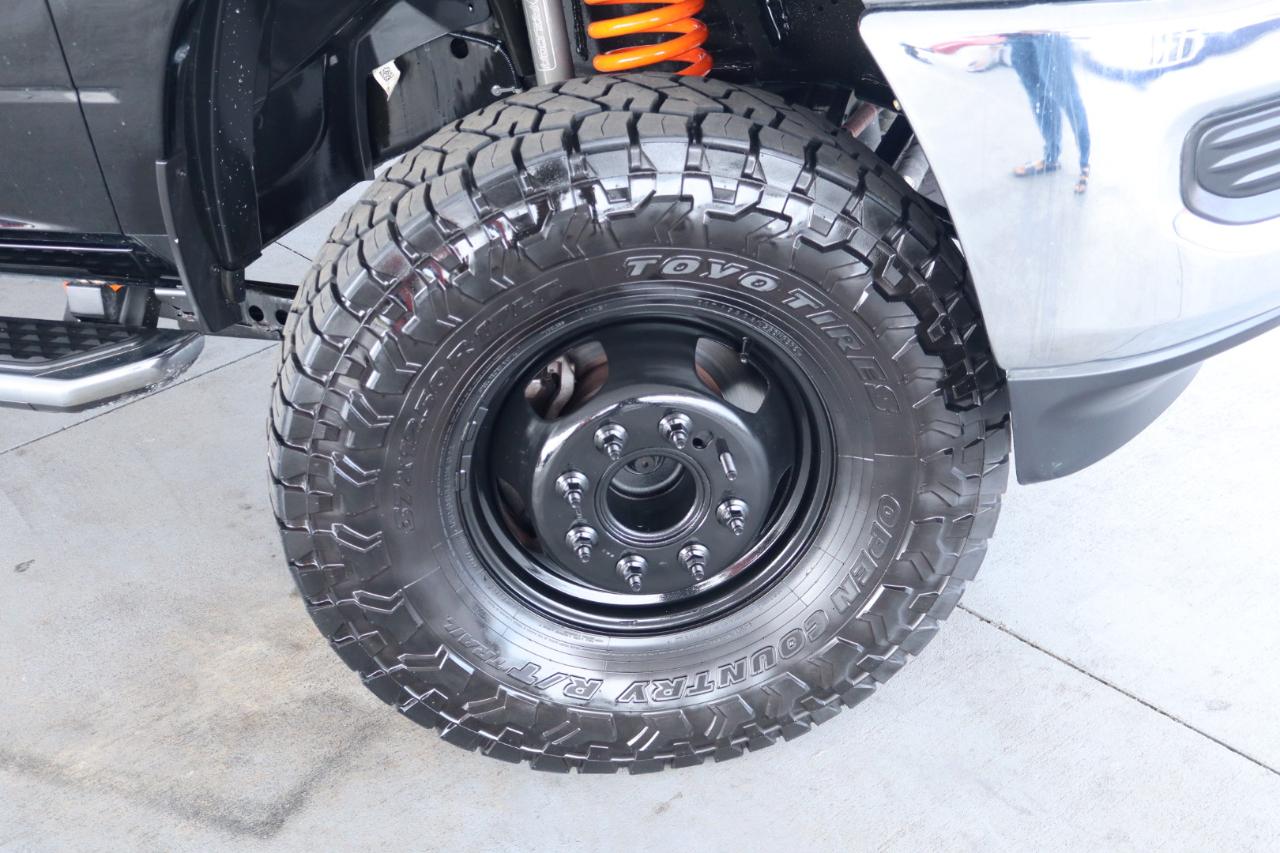 RAM 3500 Tradesman 4x4 Crew Cab 8' Box 2024