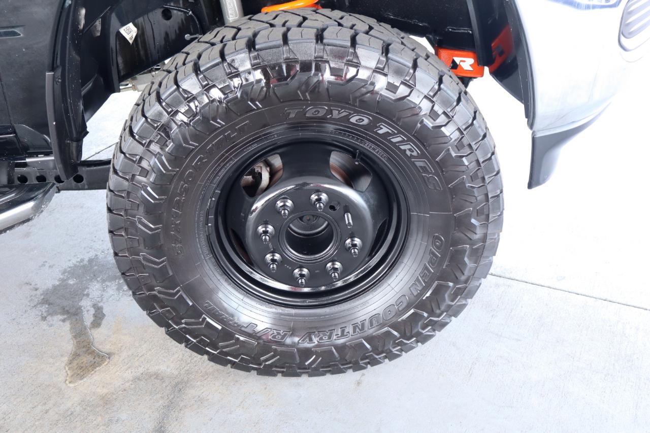 RAM 3500 Tradesman 4x4 Crew Cab 8' Box 2024