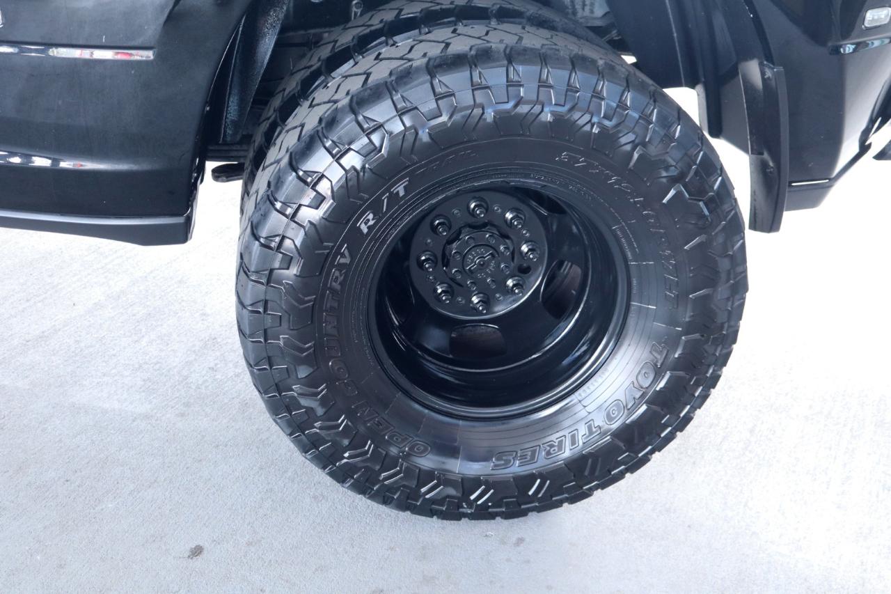 RAM 3500 Tradesman 4x4 Crew Cab 8' Box 2024
