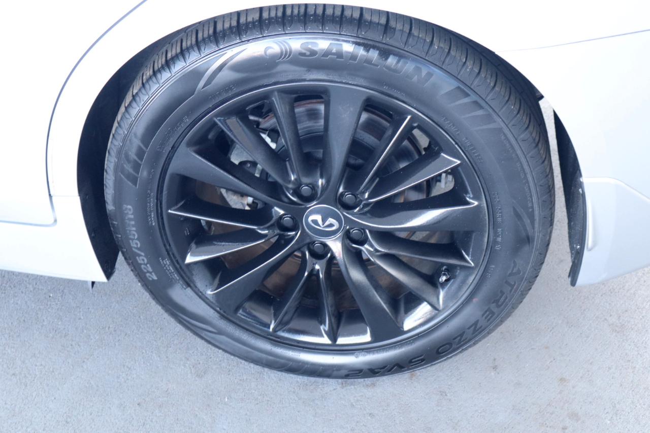 Infiniti Q50 3.0t LUXE RWD 2019