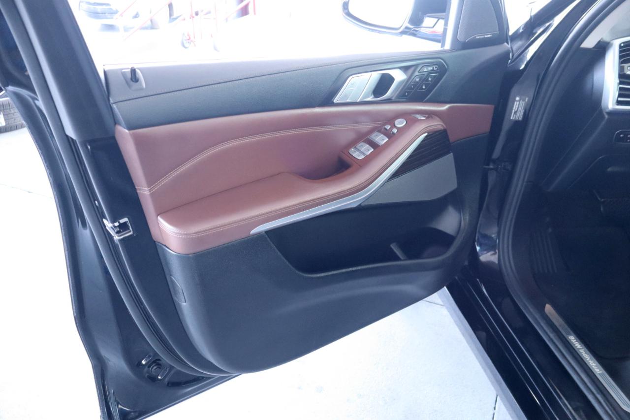 BMW X7 xDrive40i Sports Activity Vehicle 2020