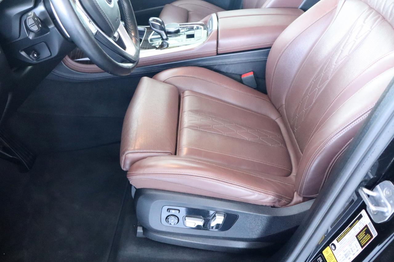 BMW X7 xDrive40i Sports Activity Vehicle 2020