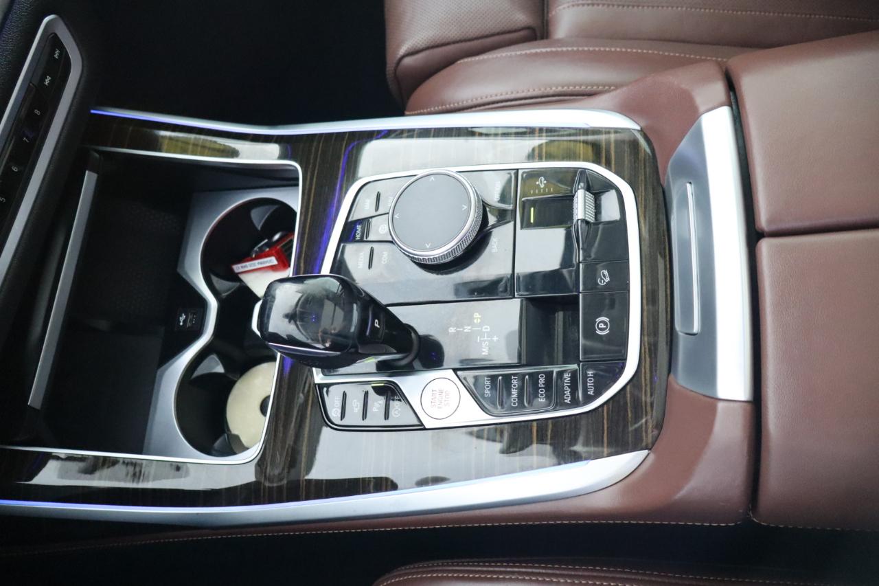 BMW X7 xDrive40i Sports Activity Vehicle 2020