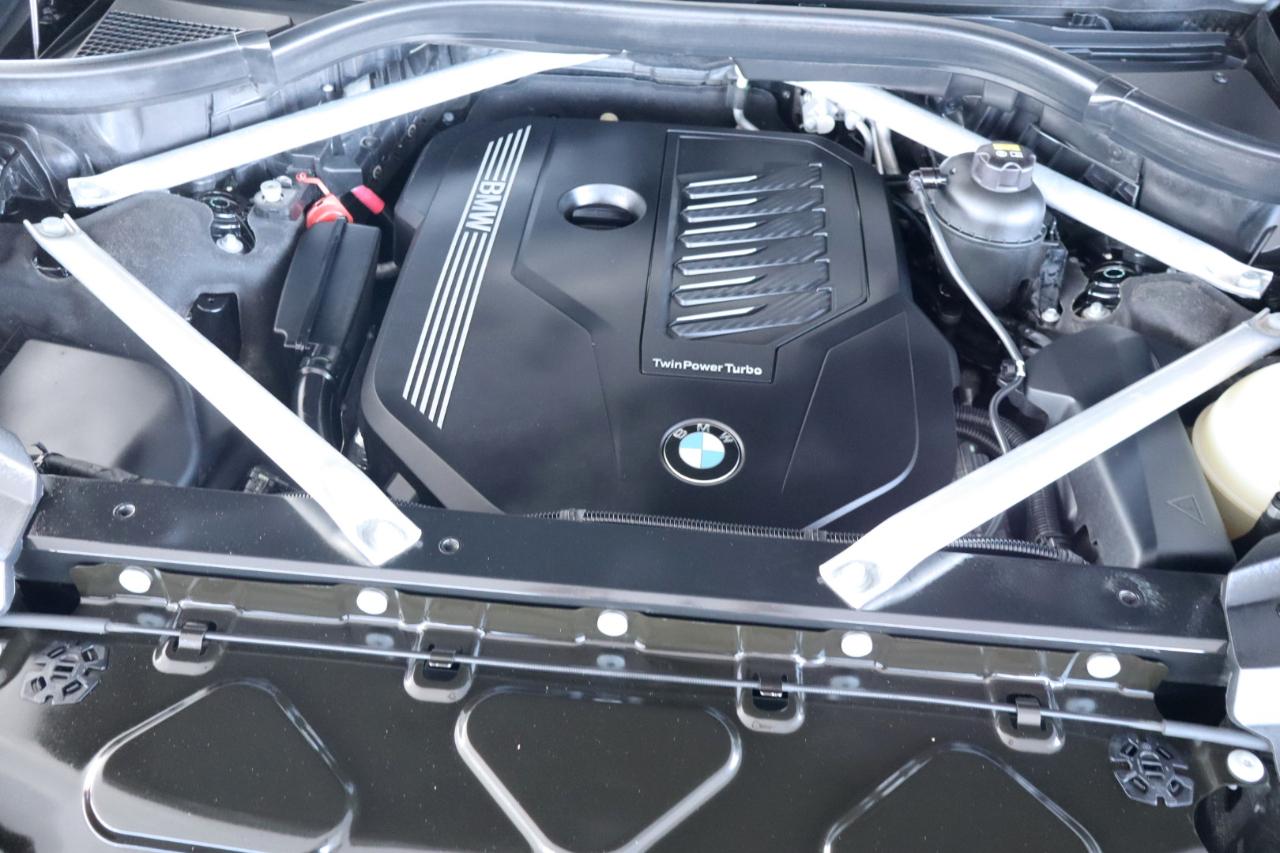 BMW X7 xDrive40i Sports Activity Vehicle 2020