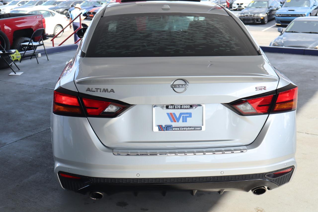 Nissan Altima 2.5 SR Sedan 2023