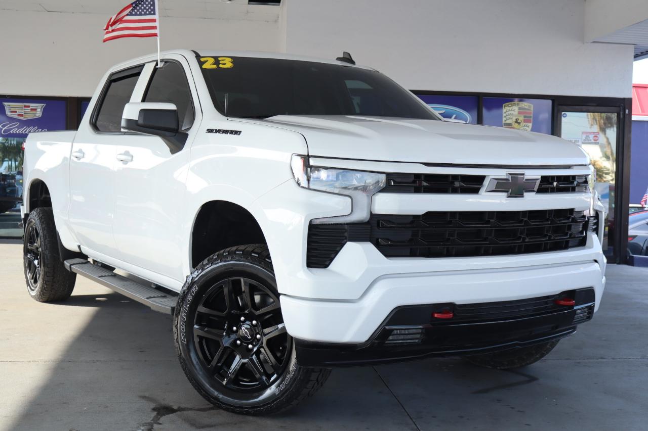 Chevrolet Silverado 1500 2WD Crew Cab 147" RST 2023