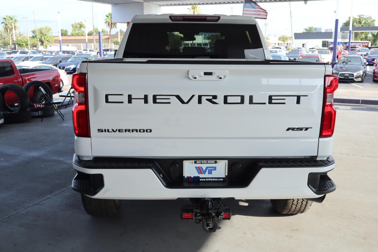 Chevrolet Silverado 1500 2WD Crew Cab 147" RST 2023