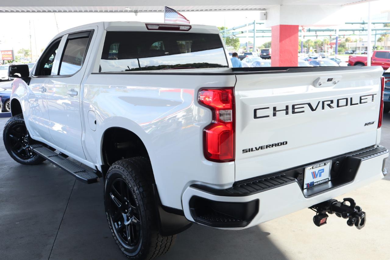 Chevrolet Silverado 1500 2WD Crew Cab 147" RST 2023