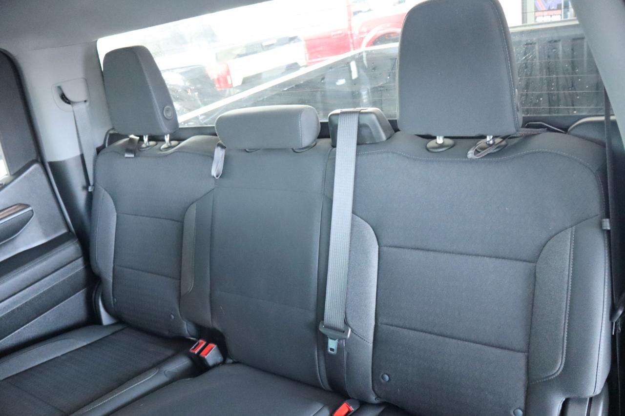 Chevrolet Silverado 1500 2WD Crew Cab 147" RST 2023