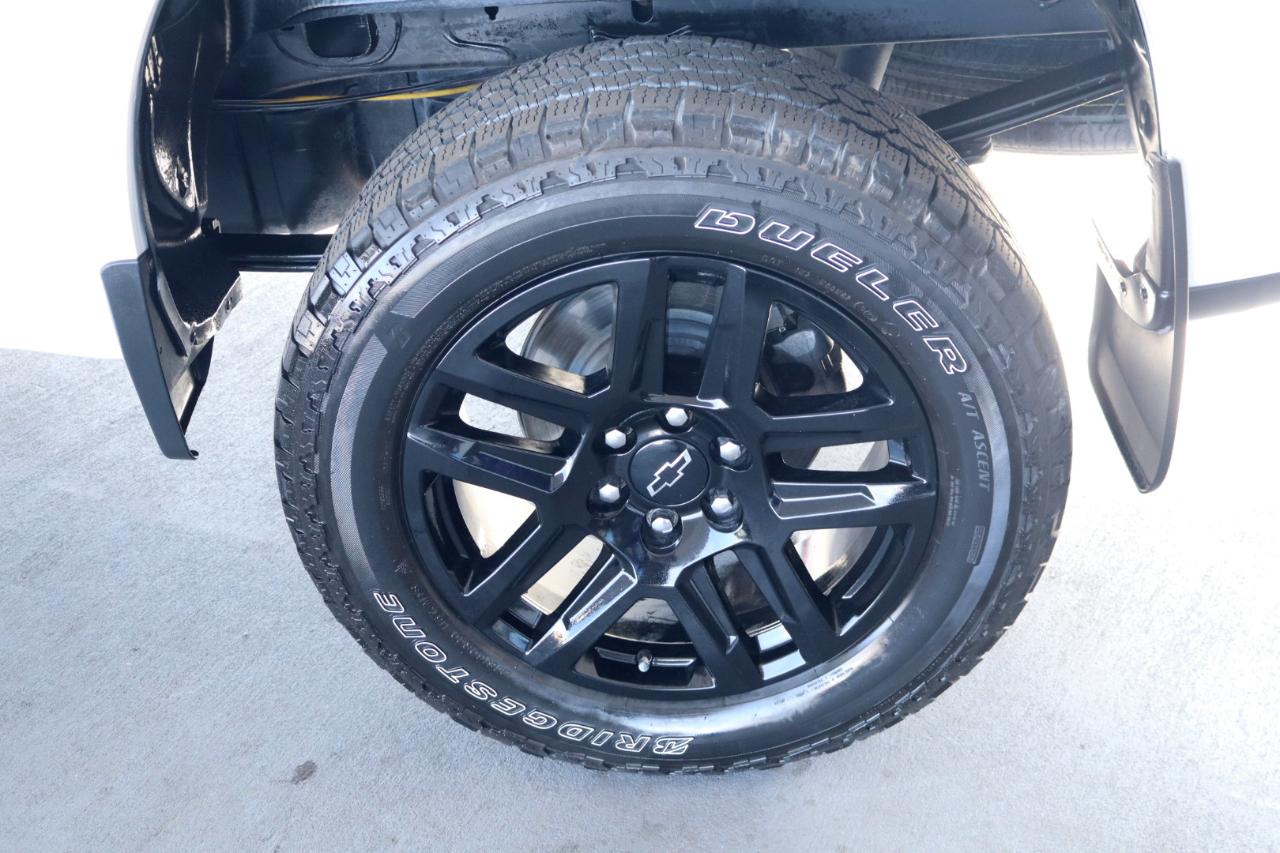 Chevrolet Silverado 1500 2WD Crew Cab 147" RST 2023