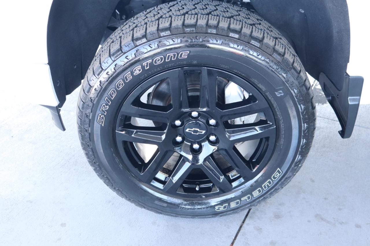 Chevrolet Silverado 1500 2WD Crew Cab 147" RST 2023