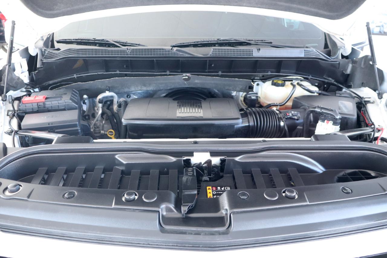 Chevrolet Silverado 1500 2WD Crew Cab 147" RST 2023