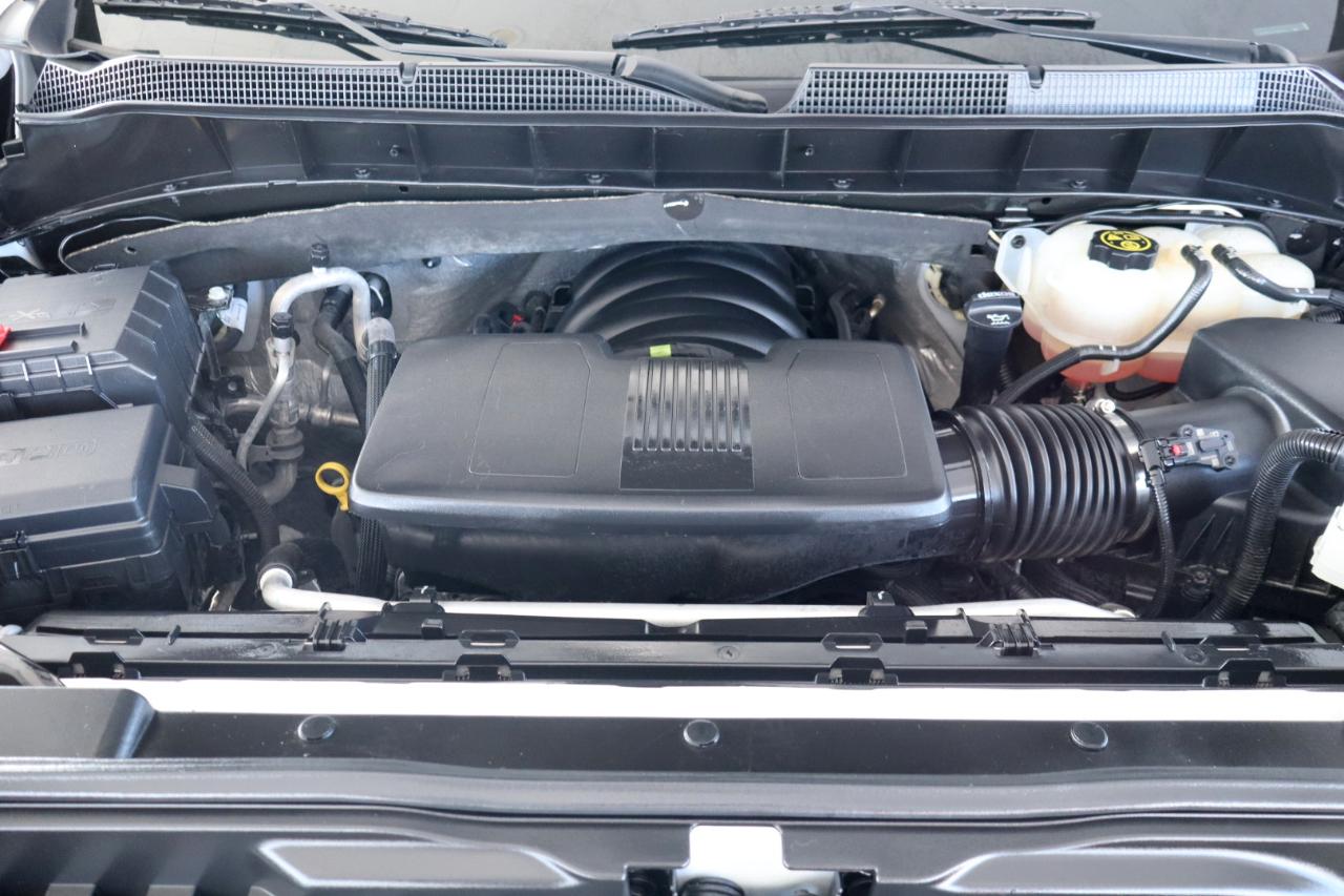 Chevrolet Silverado 1500 2WD Crew Cab 147" RST 2023