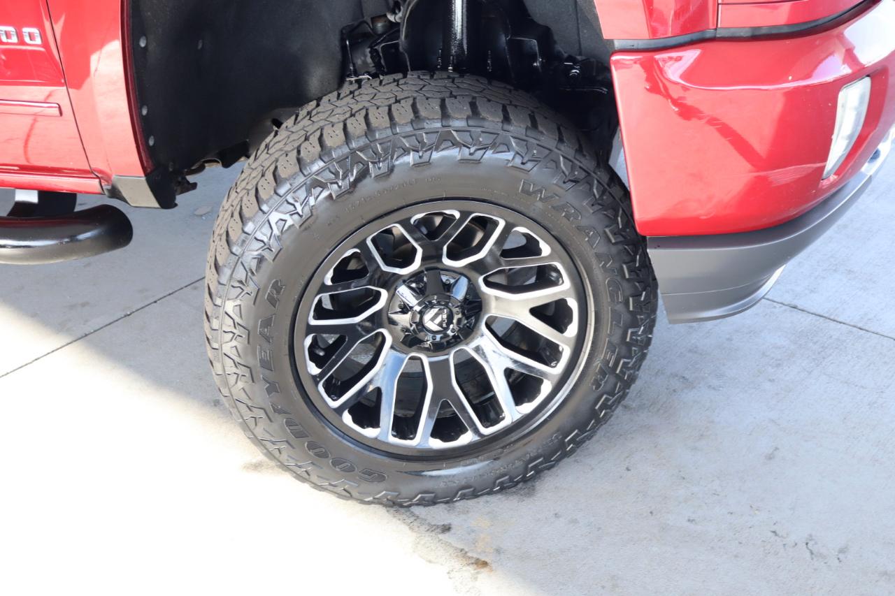 Chevrolet Silverado 1500 4WD Crew Cab 143.5" LT w/2LT 2018