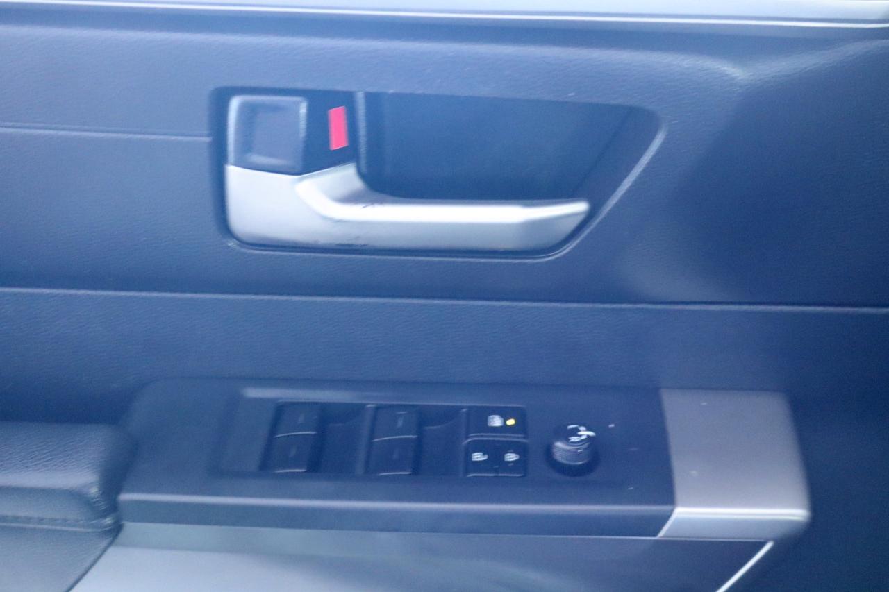 Toyota Tundra 2WD SR5 CrewMax 5.5' Bed (Natl) 2022