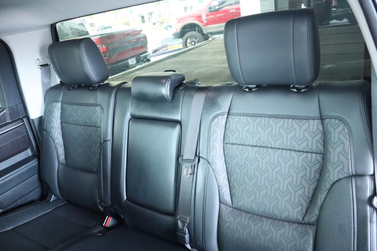 Toyota Tundra 2WD SR5 CrewMax 5.5' Bed (Natl) 2022