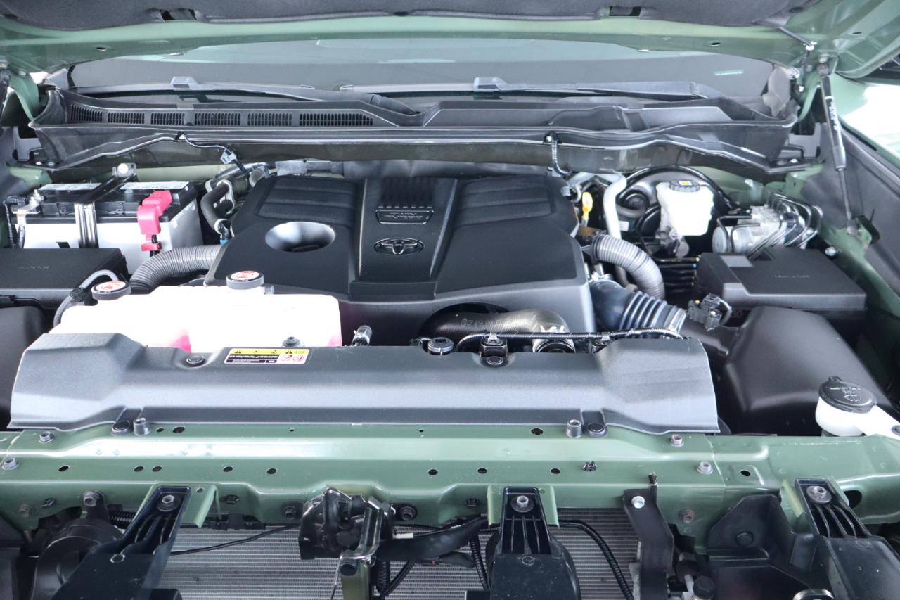 Toyota Tundra 2WD SR5 CrewMax 5.5' Bed (Natl) 2022