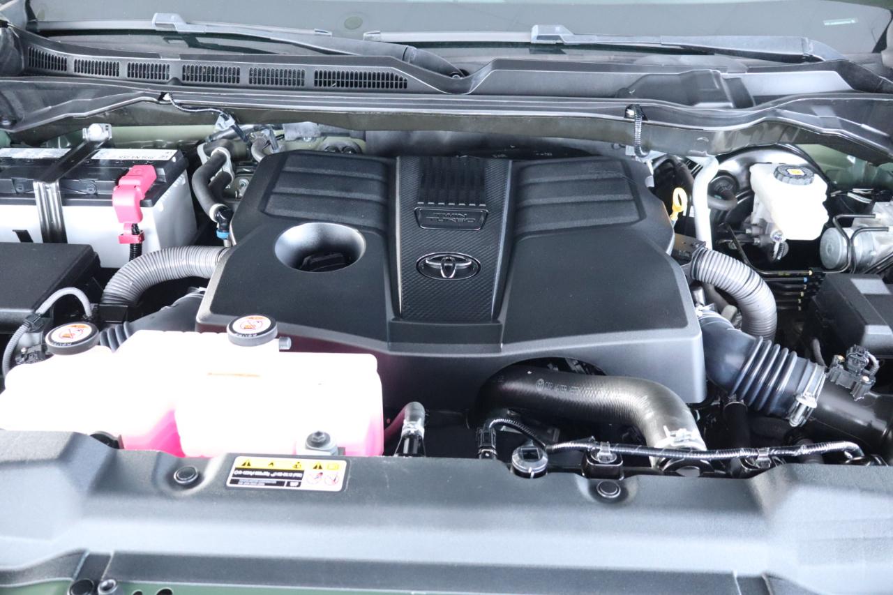 Toyota Tundra 2WD SR5 CrewMax 5.5' Bed (Natl) 2022