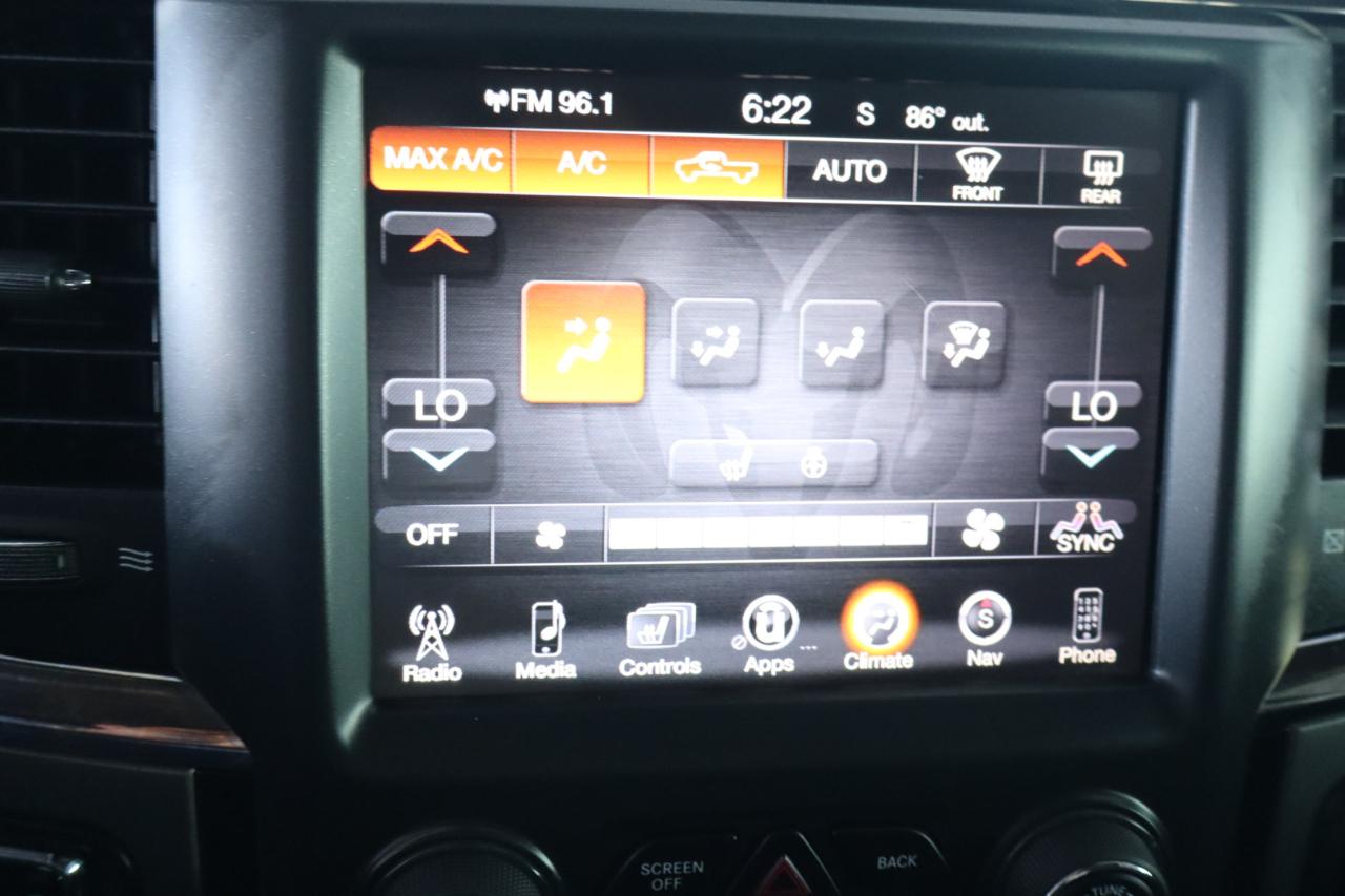 RAM 1500 4WD Crew Cab 140.5" Sport 2015