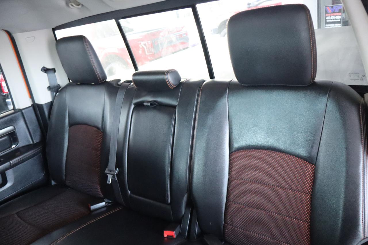 RAM 1500 4WD Crew Cab 140.5" Sport 2015