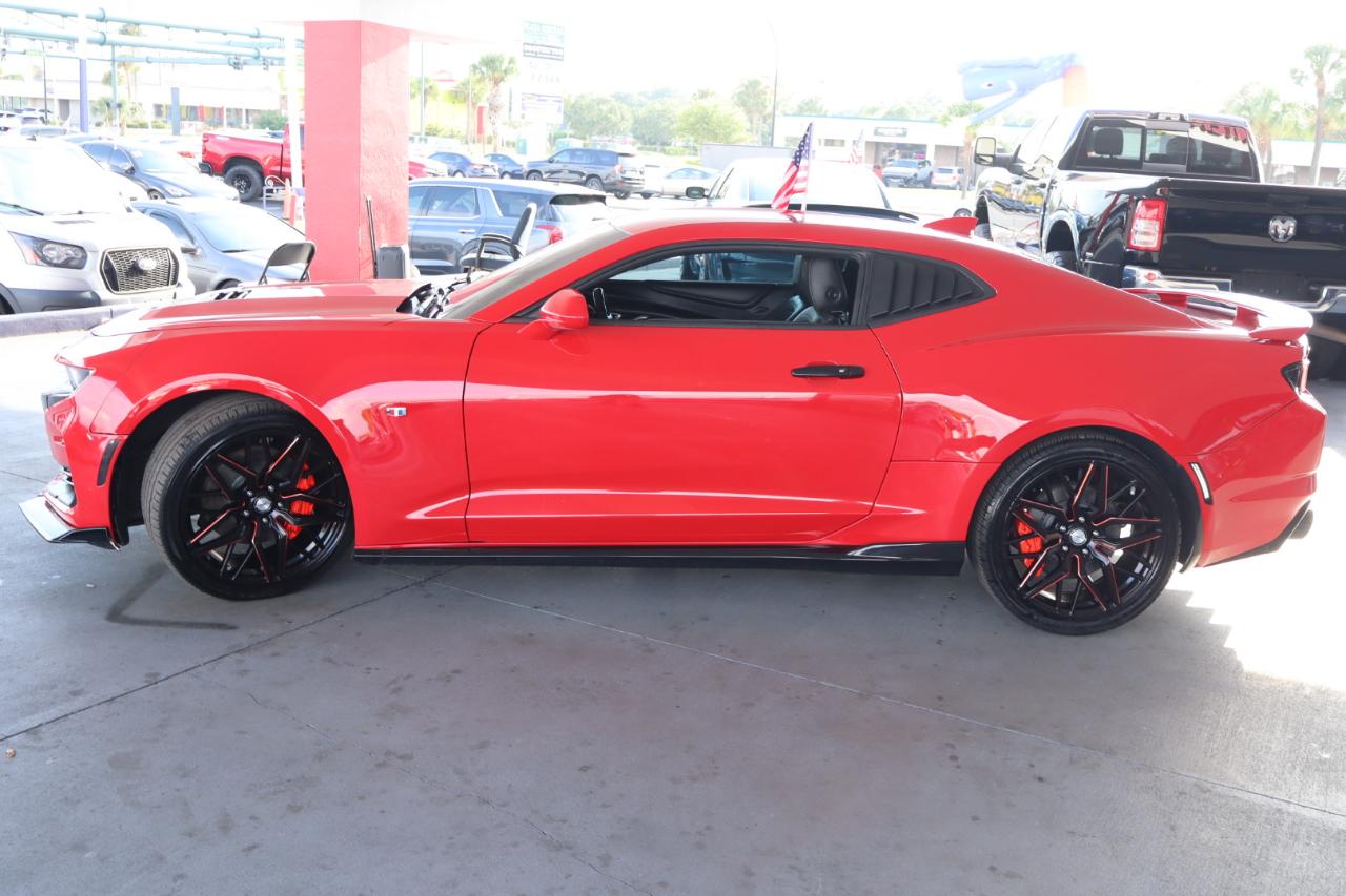 Chevrolet Camaro 2dr Cpe 2SS 2019