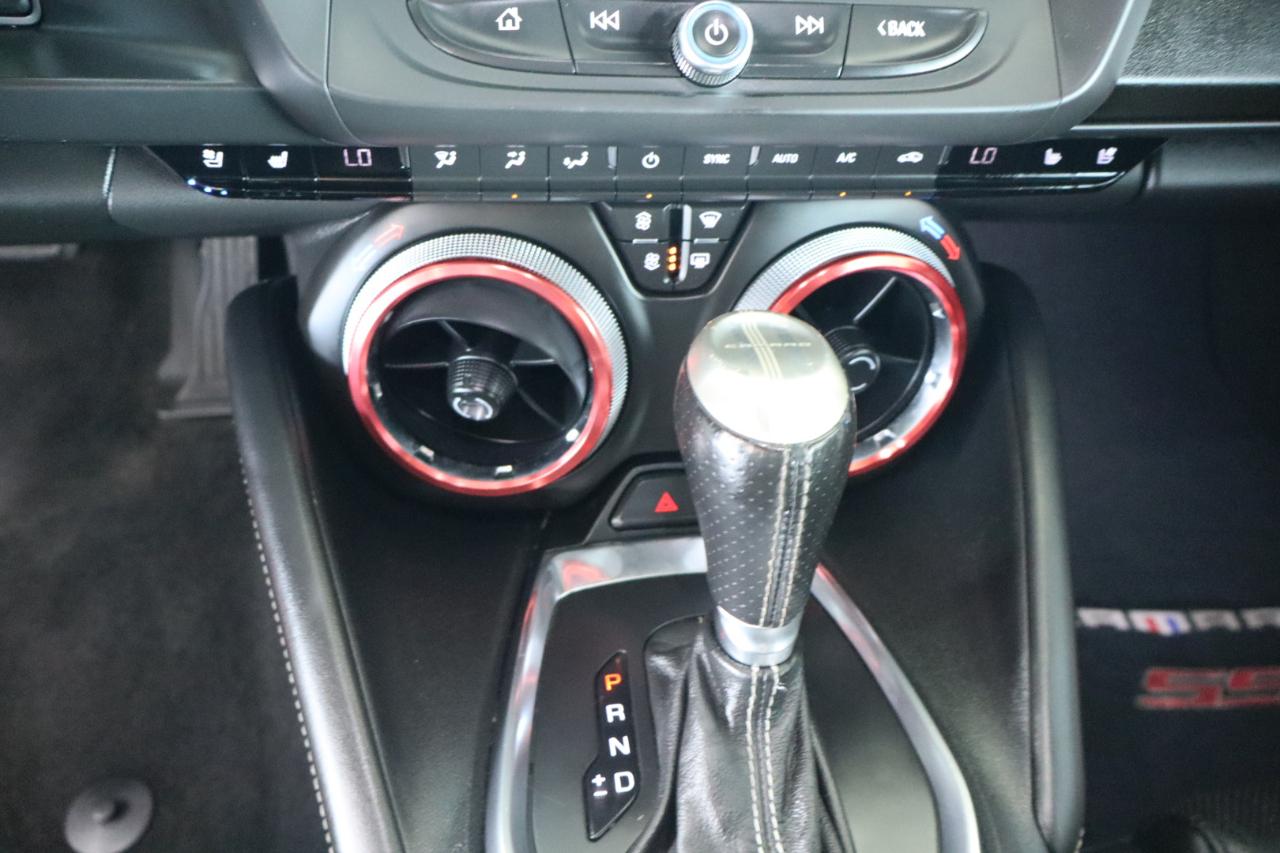 Chevrolet Camaro 2dr Cpe 2SS 2019