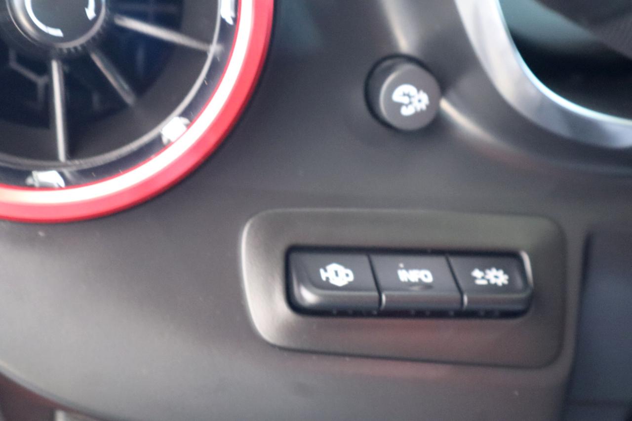Chevrolet Camaro 2dr Cpe 2SS 2019