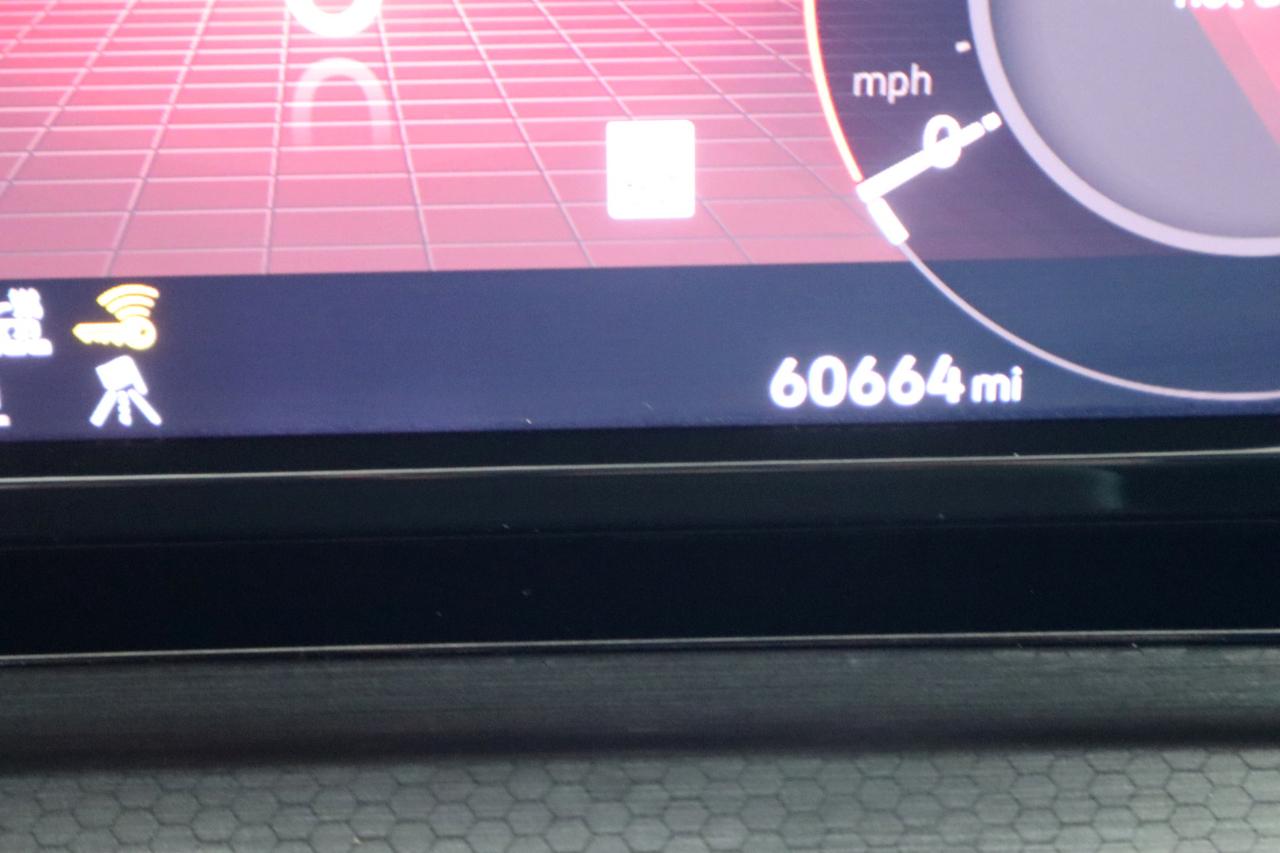 Volkswagen Golf GTI 2.0T SE Manual 2022