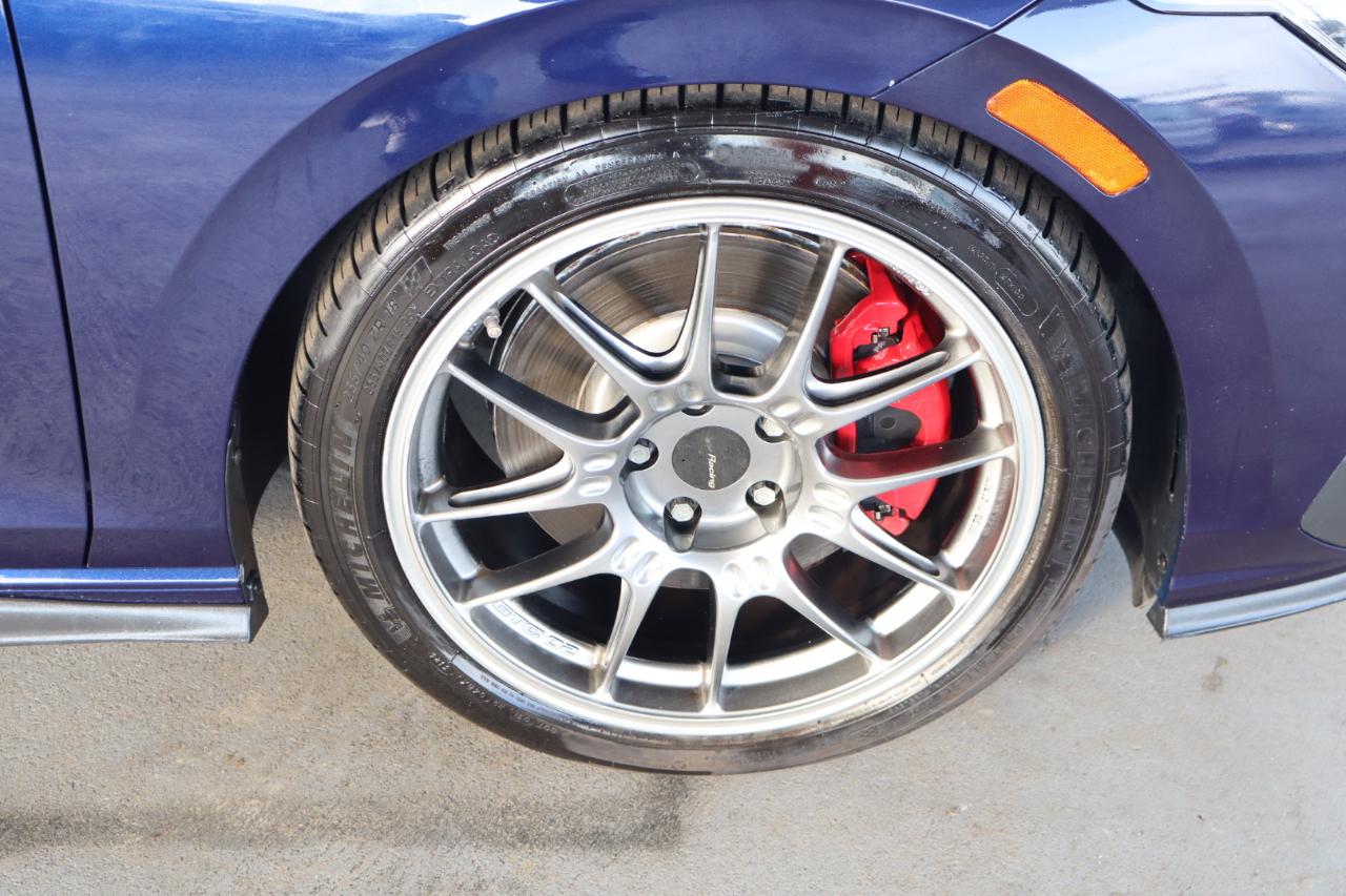 Volkswagen Golf GTI 2.0T SE Manual 2022
