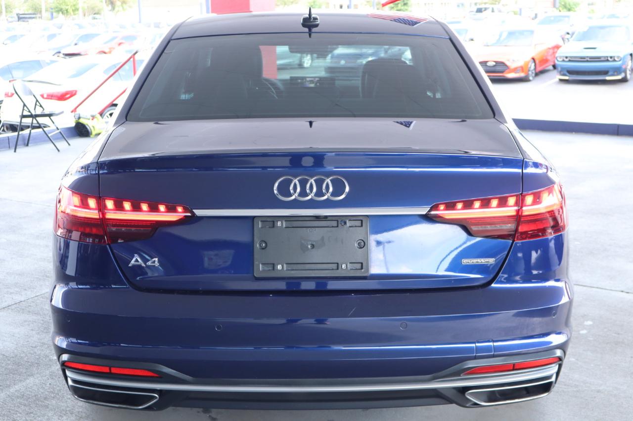 Audi A4 Sedan Premium 40 TFSI quattro 2021