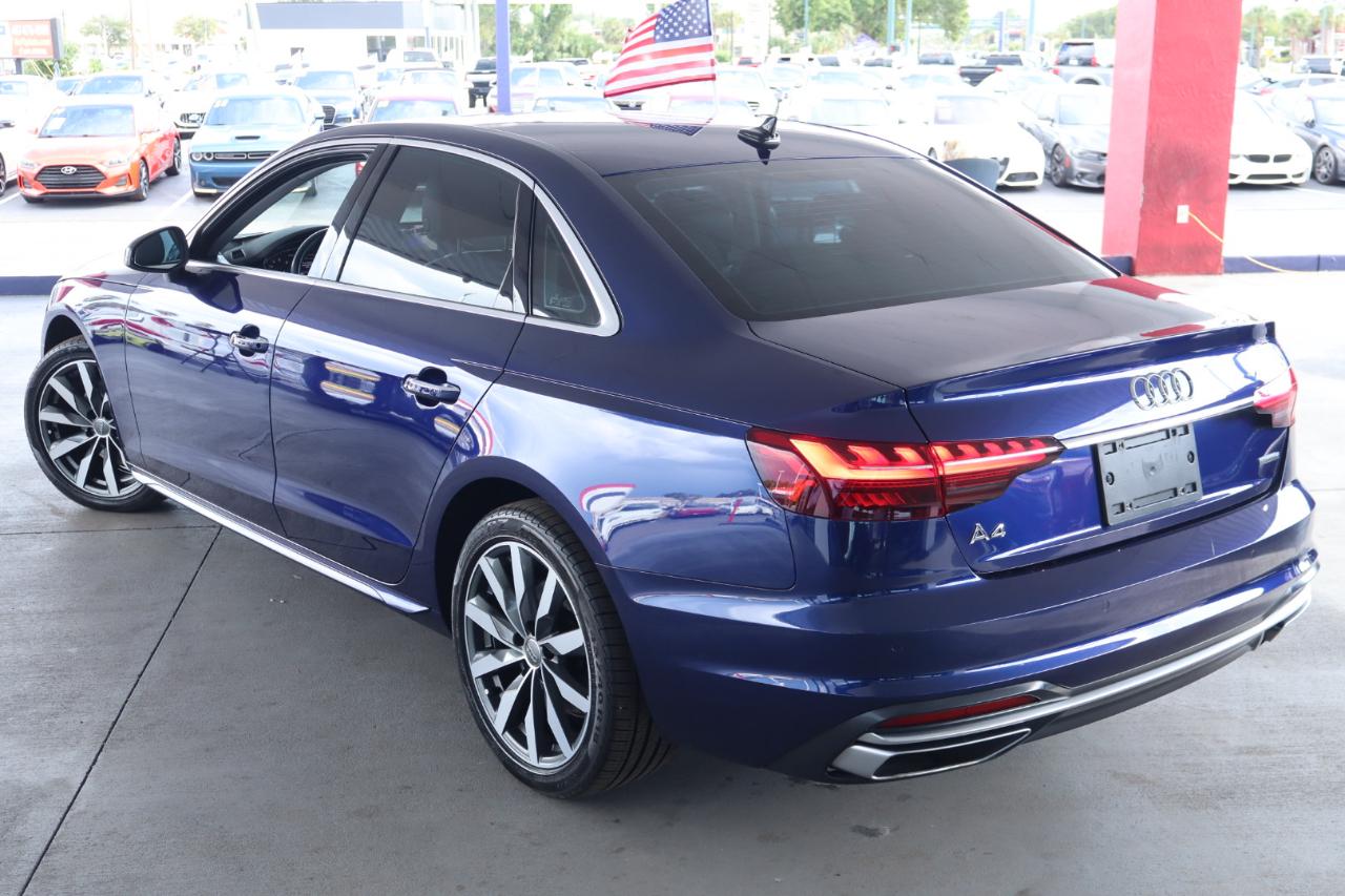Audi A4 Sedan Premium 40 TFSI quattro 2021