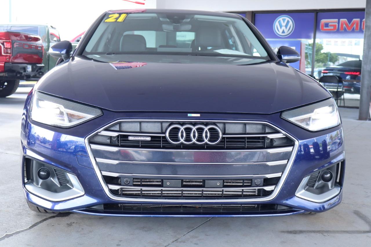Audi A4 Sedan Premium 40 TFSI quattro 2021
