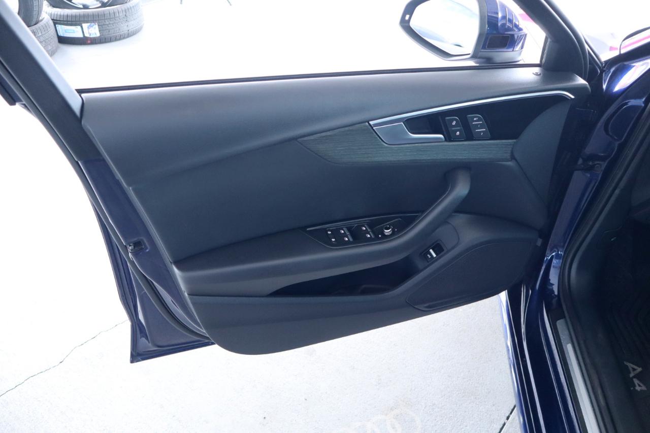 Audi A4 Sedan Premium 40 TFSI quattro 2021