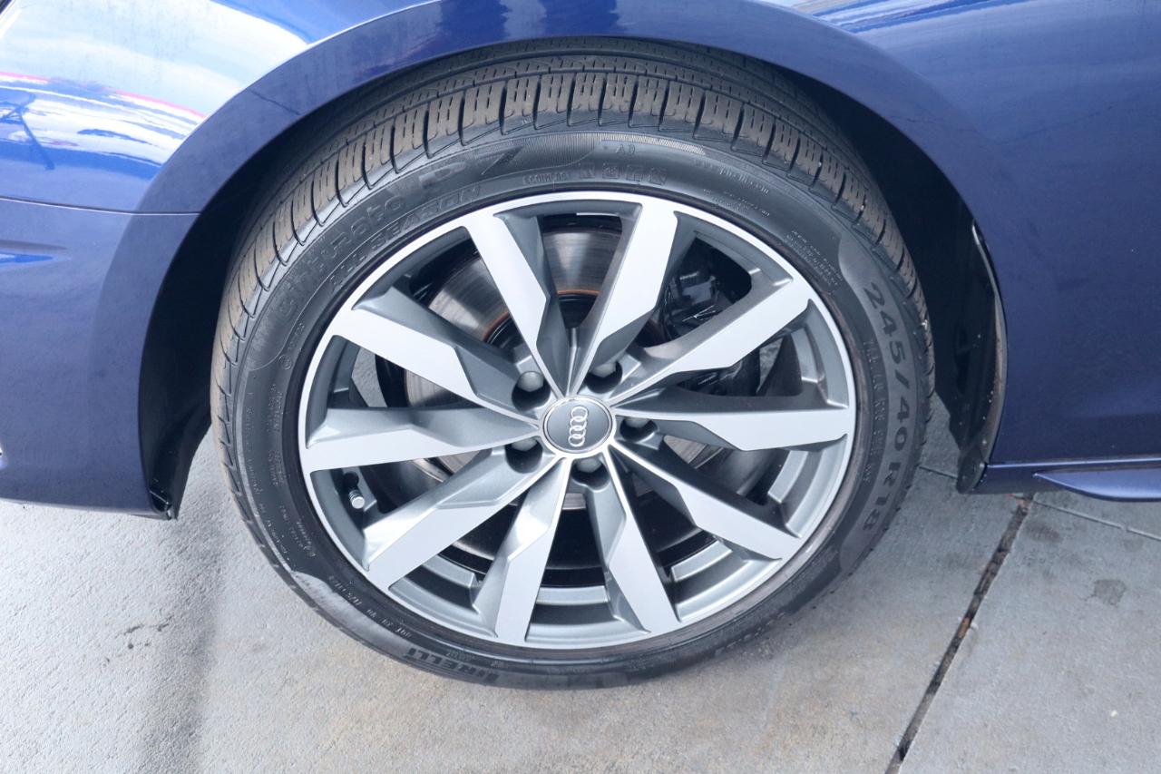 Audi A4 Sedan Premium 40 TFSI quattro 2021