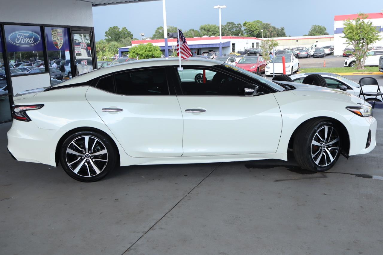 Nissan Maxima SV 3.5L 2021