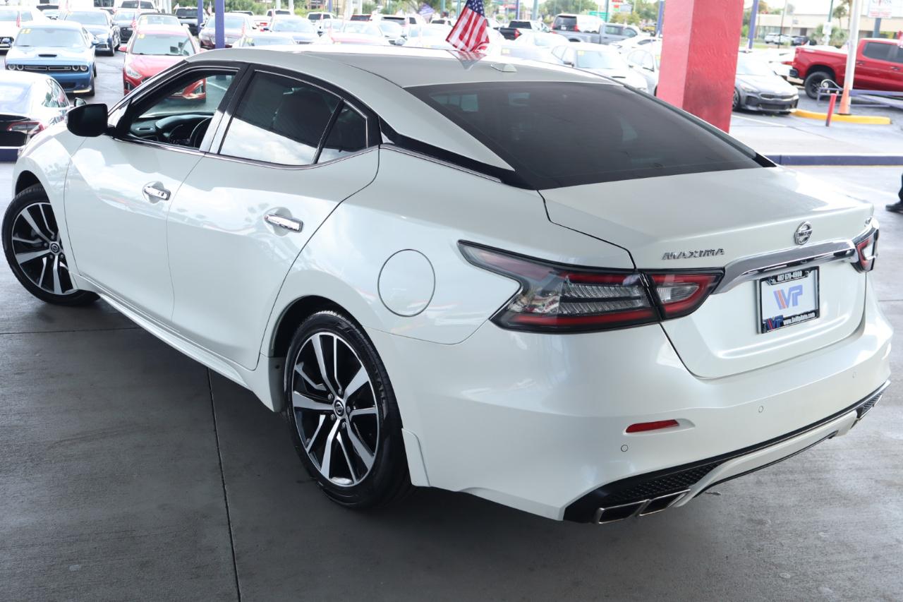 Nissan Maxima SV 3.5L 2021