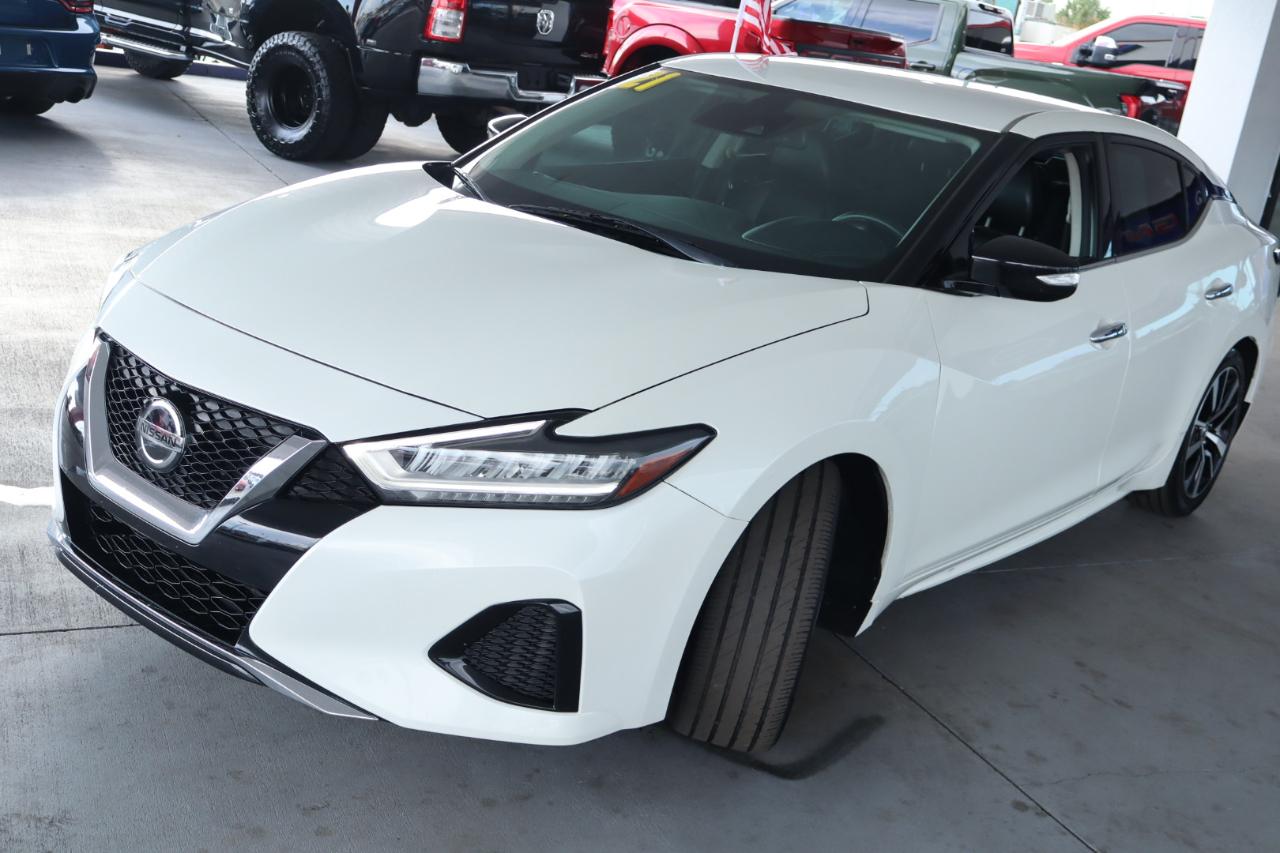 Nissan Maxima SV 3.5L 2021